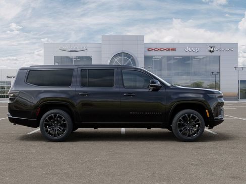 New 2026 Jeep Grand Wagoneer L Summit AWD/4WD image 23