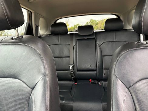 Used 2019 Kia Niro Touring image 21