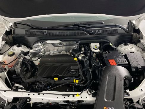 Certified 2024 Buick Envista Sport Touring w/ Convenience I Package FWD image 23