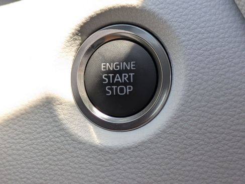 Used 2026 Toyota Corolla SE FWD image 24