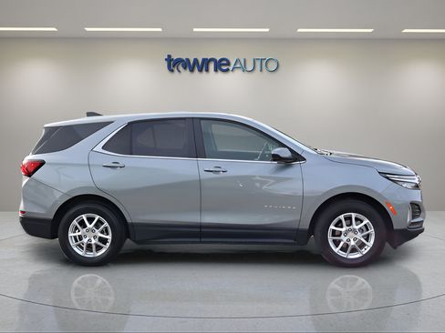 Used 2024 Chevrolet Equinox LT w/ LPO, Floor Liner Package AWD/4WD image 6