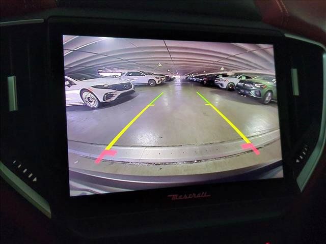 Used 2021 Maserati Ghibli S RWD image 14
