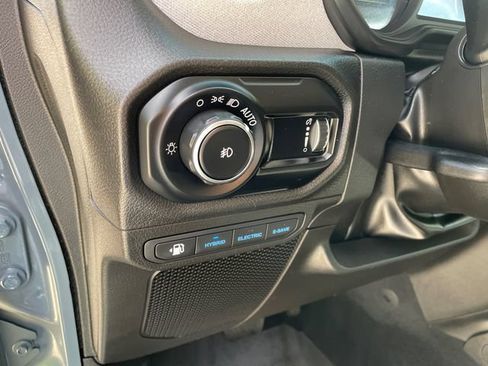 Used 2024 Jeep Wrangler Unlimited AWD/4WD image 26