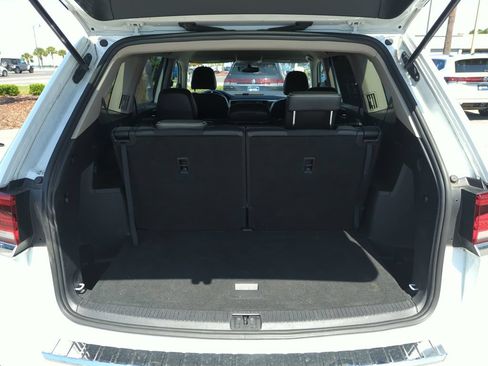 Used 2022 Volkswagen Atlas SE AWD/4WD image 19