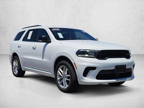 Used 2024 Dodge Durango GT AWD/4WD image 3