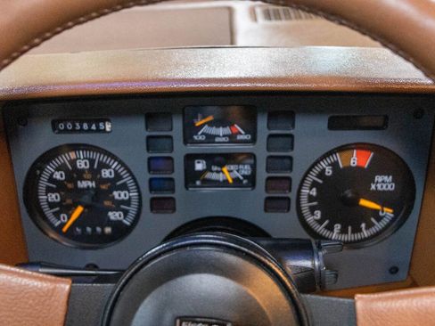 Used 1988 Pontiac Fiero GT image 12