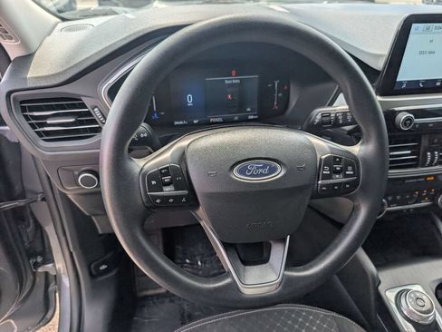 Used 2025 Ford Escape Active AWD/4WD image 21