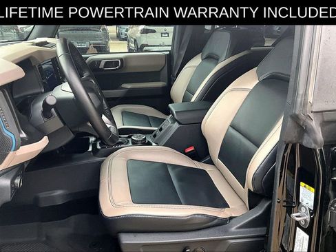 Used 2022 Ford Bronco Wildtrak image 27