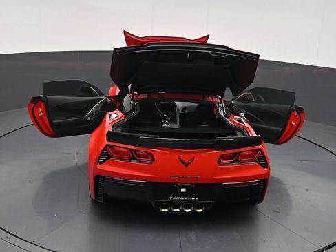 Used 2018 Chevrolet Corvette Grand Sport RWD image 37