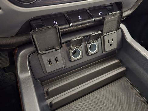 Used 2016 GMC Sierra 1500 SLT w/ SLT Premium Package image 35