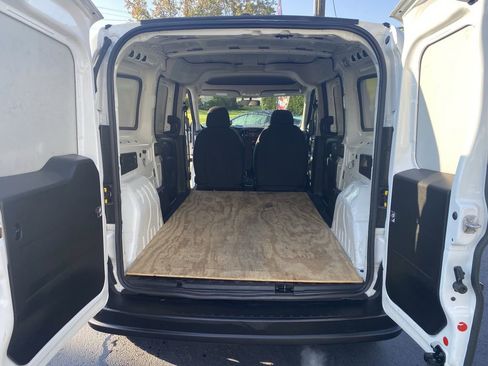 Used 2020 RAM ProMaster City Tradesman image 26