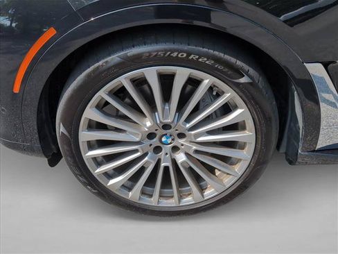 Used 2019 BMW X7 xDrive50i w/ Premium Package AWD/4WD image 30