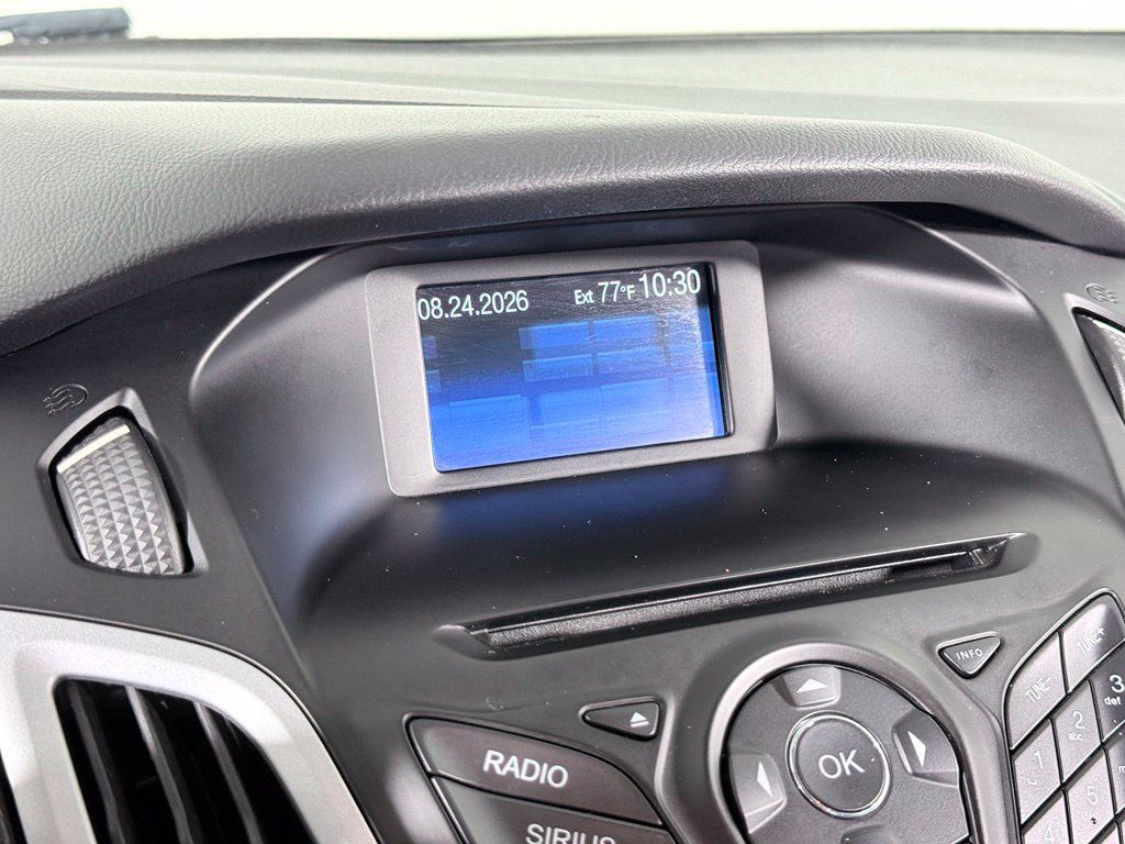 Used 2014 Ford Focus SE FWD image 14