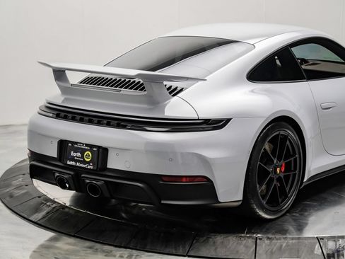 Used 2026 Porsche 911 Carrera GTS RWD image 22