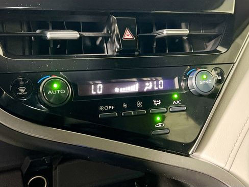 Used 2023 Toyota Camry SE image 26