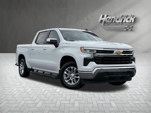 Used 2023 Chevrolet Silverado 1500 LT w/ Leather Package RWD image 2