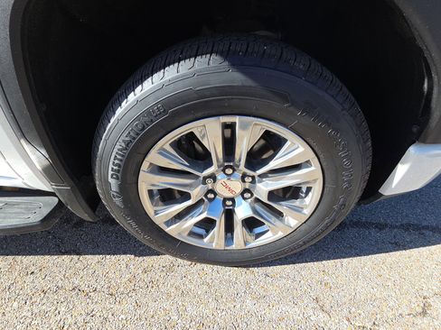 Used 2019 GMC Sierra 1500 Denali w/ Technology Package image 13