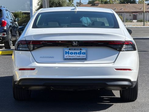 Used 2023 Honda Accord LX image 9