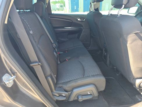 Used 2015 Dodge Journey American Value Package w/ Flexible Seating Group image 19