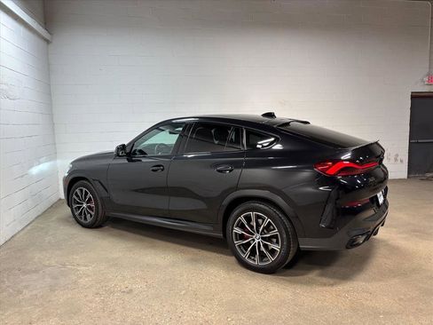 Used 2023 BMW X6 xDrive40i w/ M Sport Package image 10