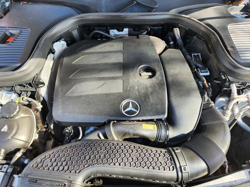 Used 2020 Mercedes-Benz GLC 300 image 38