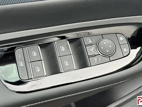 Used 2025 Nissan Murano Platinum image 13