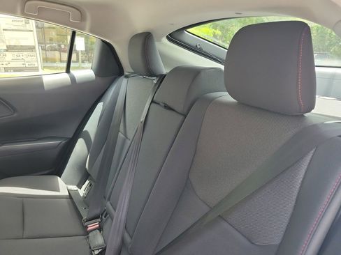 New 2026 Toyota Prius Plug-In Hybrid FWD image 23