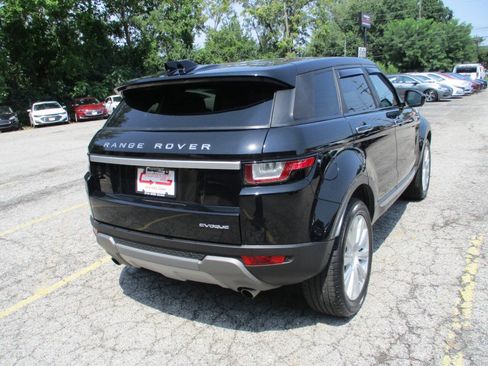 Used 2019 Land Rover Range Rover Evoque HSE AWD/4WD image 3