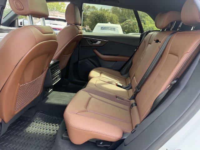 Certified 2023 Audi Q8 Premium w/ Convenience Package AWD/4WD image 12