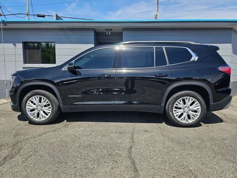 Used 2024 GMC Acadia Elevation w/ Trailering Package AWD/4WD image 2