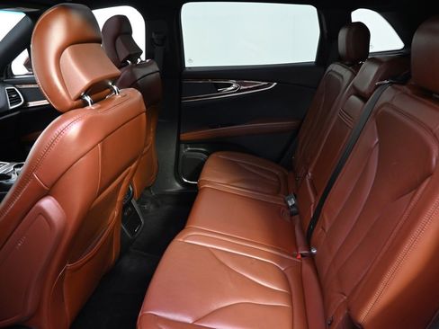 Used 2016 Lincoln MKX Reserve w/ Climate Package image 21