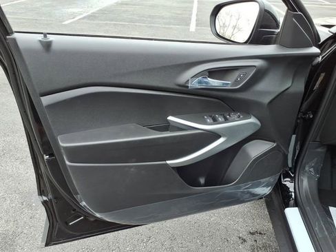 New 2026 Chevrolet Trax LS w/ LS Convenience Package image 12