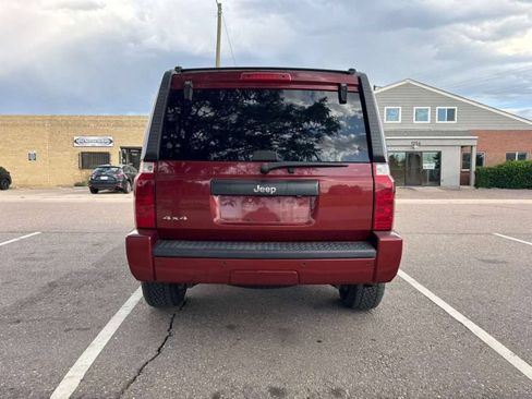 Used 2008 Jeep Commander Sport AWD/4WD image 5