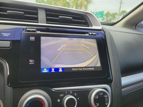 Used 2015 Honda Fit EX image 29