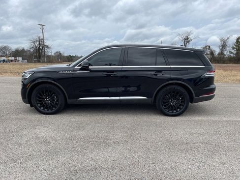 Used 2023 Lincoln Aviator Reserve image 2