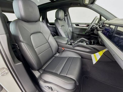 New 2026 Porsche Cayenne AWD/4WD image 29