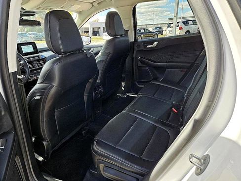 Used 2022 Ford Escape SEL w/ Technology Package image 8