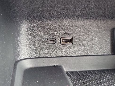 Certified 2024 Chevrolet Traverse RS AWD/4WD image 22