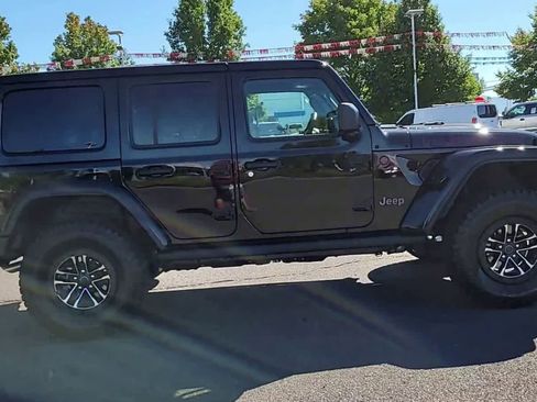 New 2025 Jeep Wrangler Unlimited Rubicon image 9