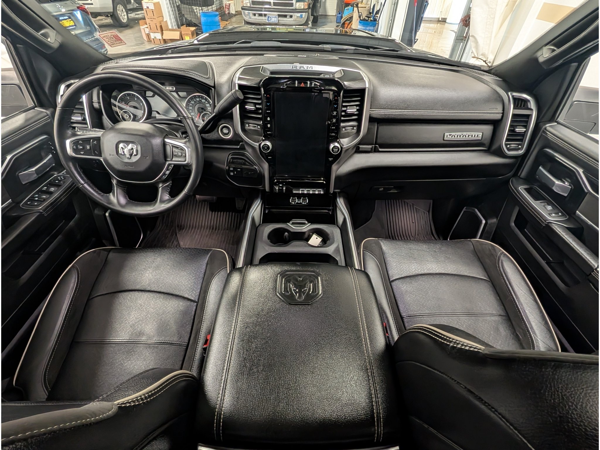 Used 2024 RAM 3500 Laramie w/ Night Edition AWD/4WD image 11