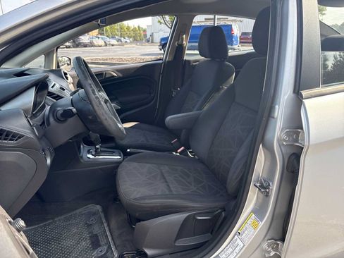 Used 2013 Ford Fiesta SE FWD image 14