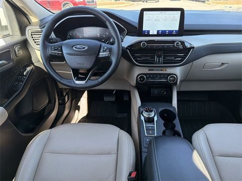 Used 2020 Ford Escape SEL image 23