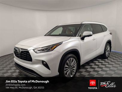 Certified 2025 Toyota Highlander Platinum