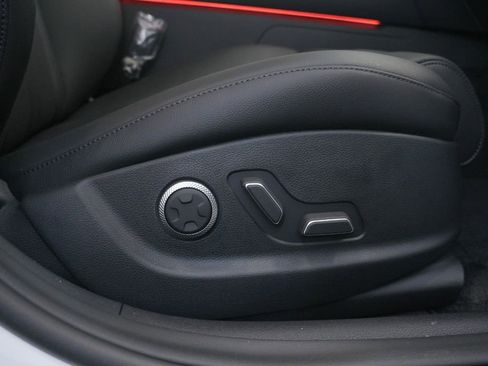 New 2025 Genesis G80 2.5T Advanced image 36