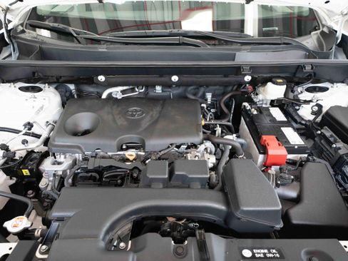 Certified 2024 Toyota RAV4 XLE FWD image 32