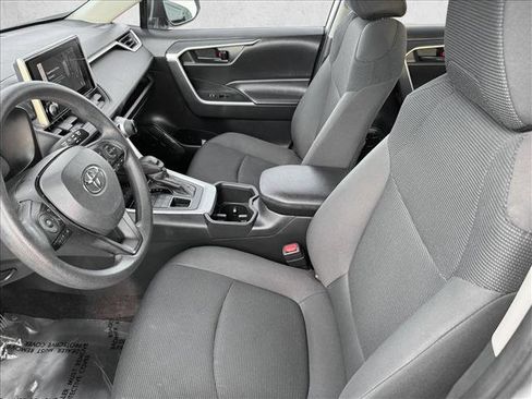 Used 2024 Toyota RAV4 LE image 10