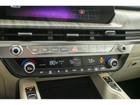 New 2025 Kia Telluride EX image 32