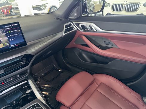 Used 2025 BMW M440i RWD image 30