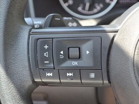 Used 2024 Nissan Rogue SV AWD/4WD image 20