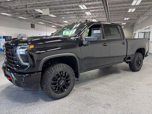 New 2026 Chevrolet Silverado 2500 LTZ w/ LTZ Plus Package AWD/4WD image 3